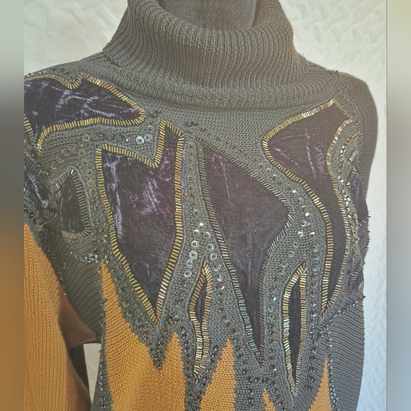 Vintage Embellished Winter Sweater Size Medium - Picture 2 of 4